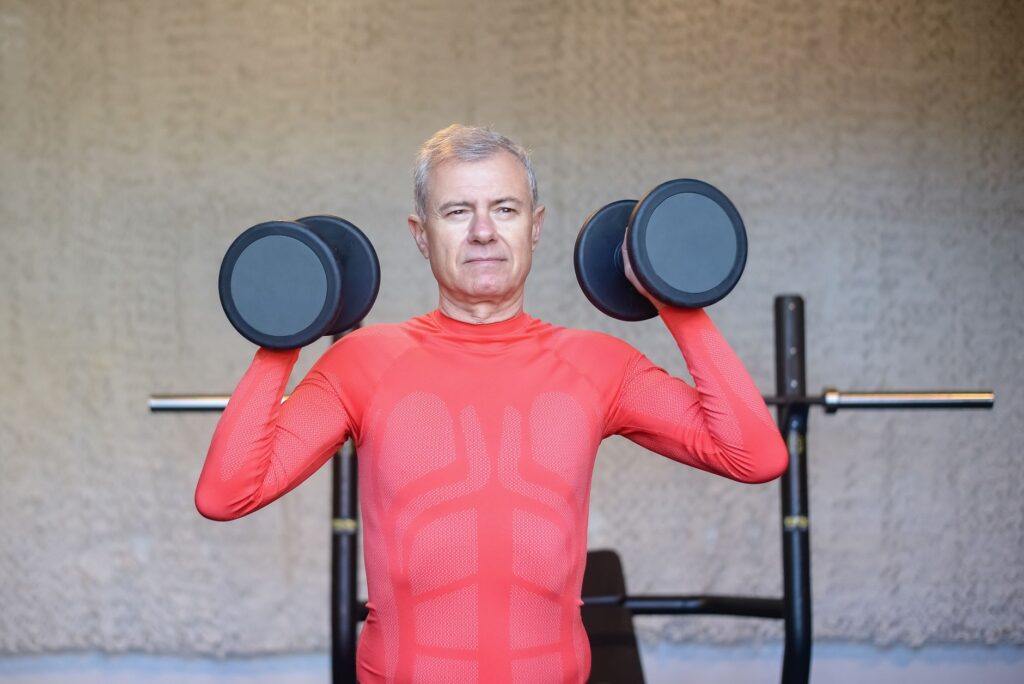 Miért nem késő elkezdeni a súlyzós edzést negyven év felett sem